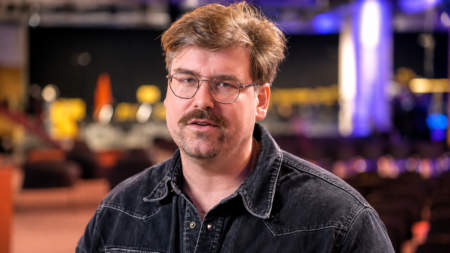 Benedikt Simonischek – Leben, Karriere, Familie und Theater Benedikt Simonischek